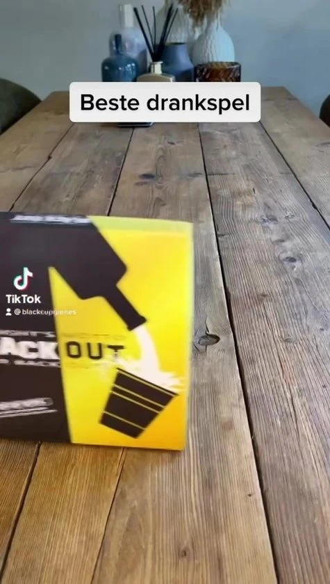 Merkloos Black Out Dutch Edition - Drankspel - Partyspel - Bordspel - Drankspel Voor Volwassenen - Drinking Game - Afbeelding 2