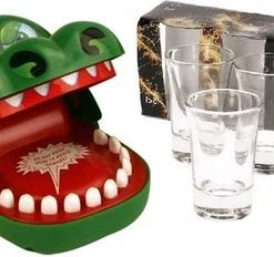 Merkloos Vrijgezellenfeestje Drankspellen Bijtende Krokodil - Inclusief 4 Stuks Gratis Shotglazen
